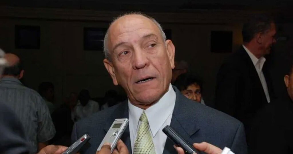 Calderón queda a la espera de una decisión judicial que abre la jornada por presunto desvío de fondos públicos