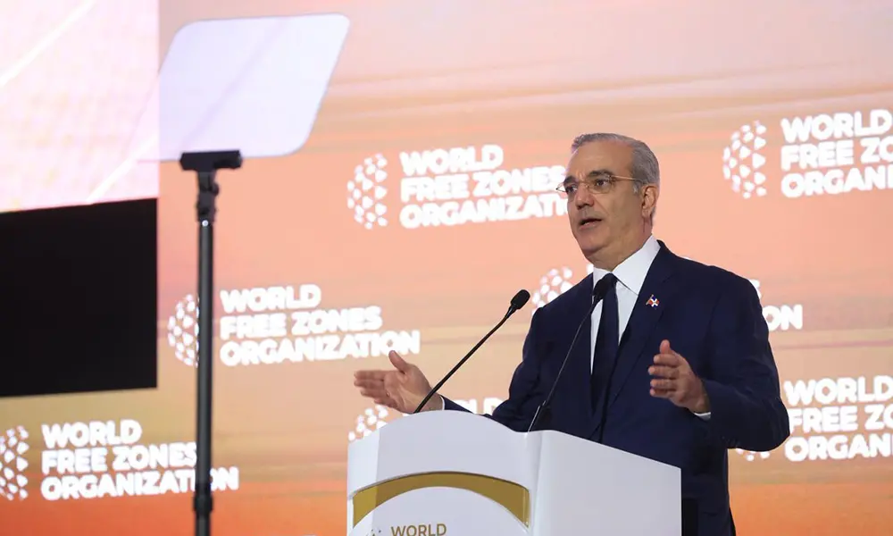 Abinader presenta a República Dominicana como apuesta de inversión y pide mirar el desempeño de su estrategia: puntos clave