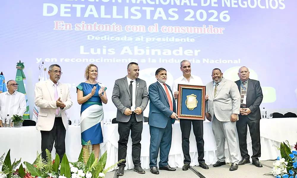 Luis Abinader llama a unidad nacional mientras la crisis se agrava