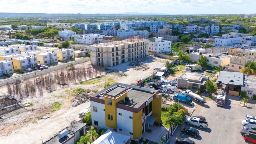 Verón-Punta Cana crece a ritmo acelerado y pone a prueba su capacidad de ordenamiento: puntos clave