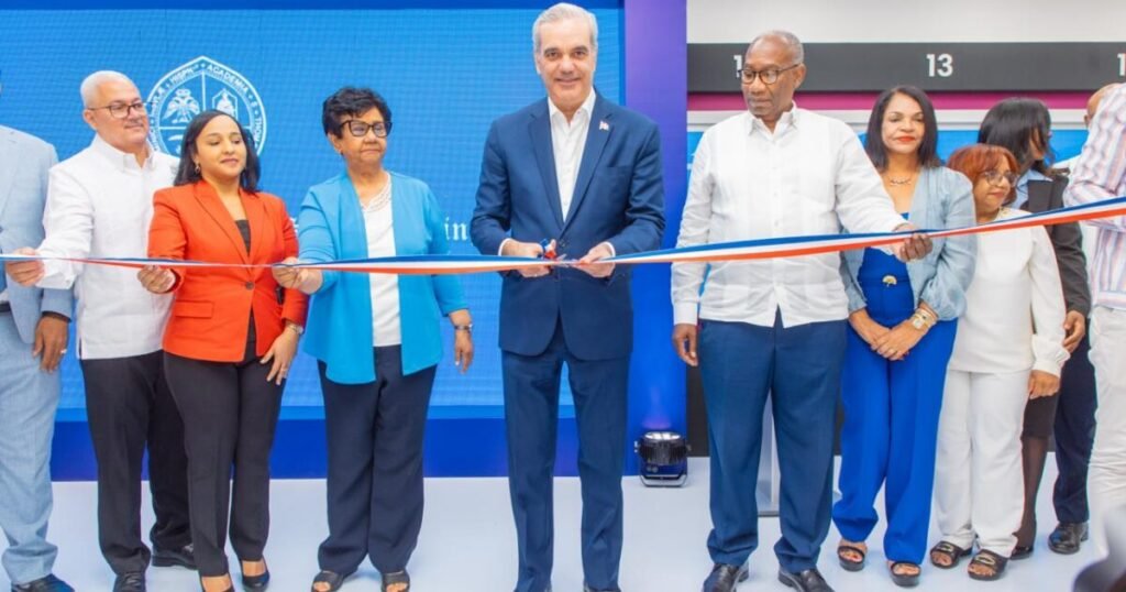Abinader y Beltrán Crisóstomo inauguran obras en la UASD con fuertes inversiones estatales