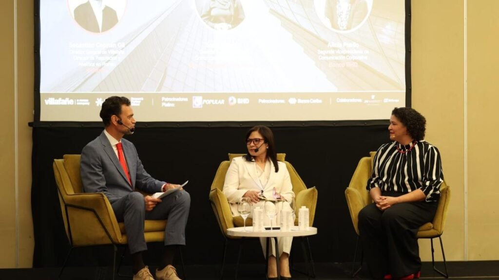 La banca dominicana aún enfrenta retos en inclusión financiera y transparencia, según un estudio