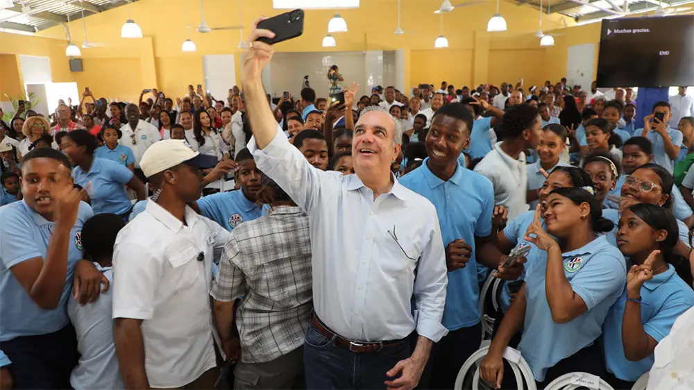 Comisión asumirá propuesta para un ministerio único tras nuevo decreto educativo: puntos clave