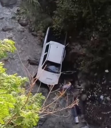 Tragedia en el puente El Limón: hombre muere tras caer su camioneta por un barranco
