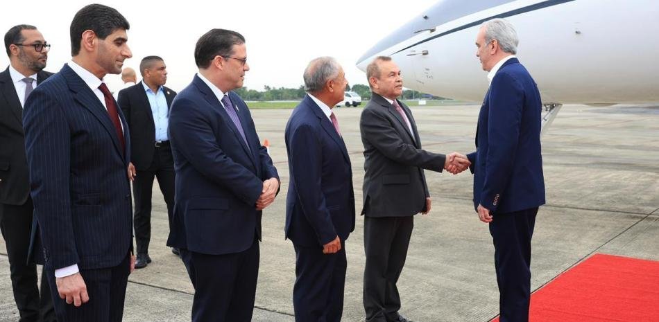 Abinader llega a Panamá para encabezar cita de zonas francas y sostener encuentros oficiales: puntos clave