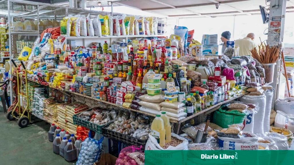 Suben combustibles y se encarecen alimentos y servicios en medio de mayor presión para los hogares: puntos clave