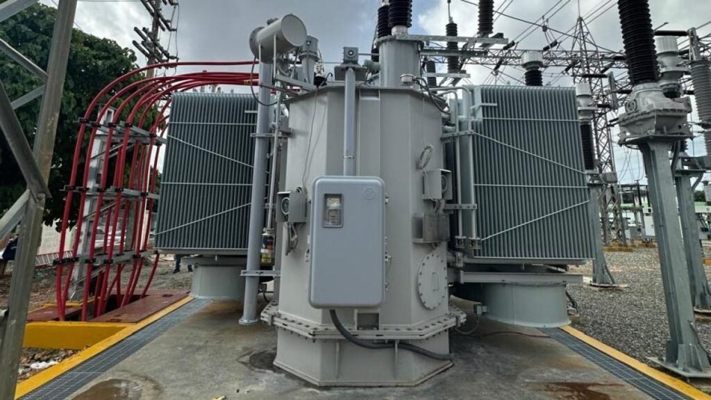 Nuevo transformador en Los Mina evidencia la presión acumulada sobre la red eléctrica en Santo Domingo Este