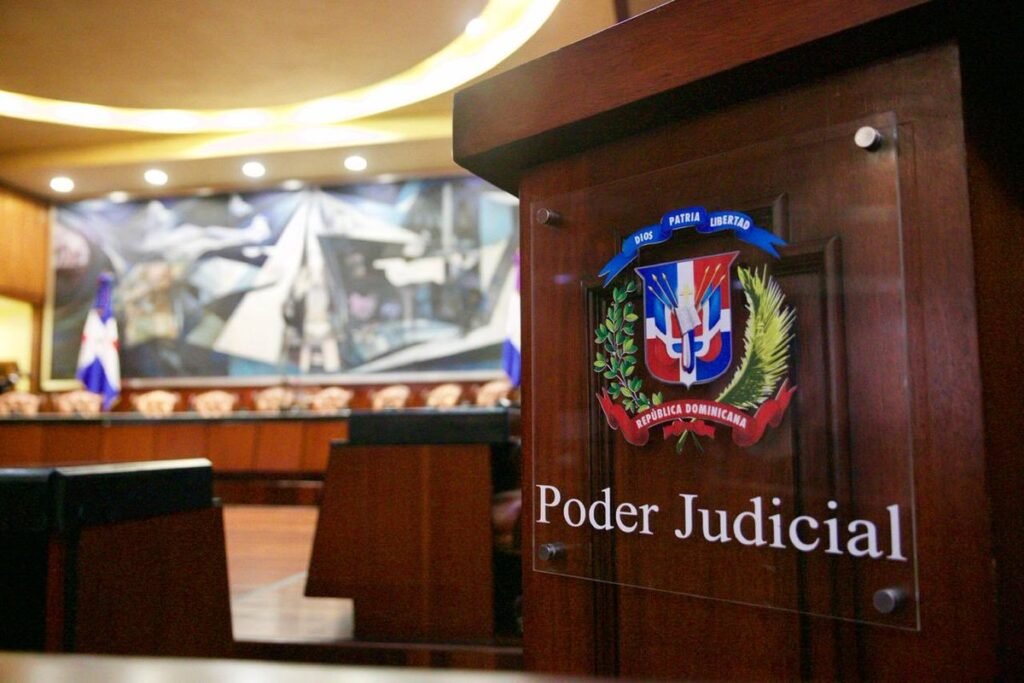 Poder Judicial pacta alza salarial y pone bajo presión su gestión interna