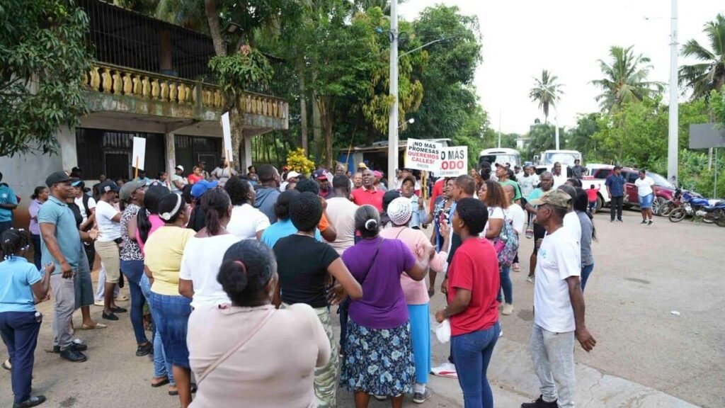 Vecinos de El Higüero reclaman asfaltado tras años sin respuesta oficial: puntos clave