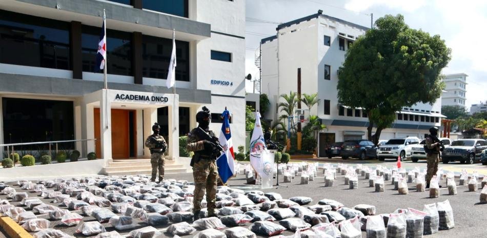 Incautación de 1,295 paquetes en Pedernales reaviva alerta sobre el tráfico en costas dominicanas