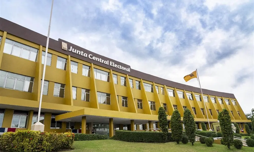 Claves: JCE advierte que un recorte a los fondos de los partidos en 2026 profundiza el incumplimiento legal y afecta la equidad electoral