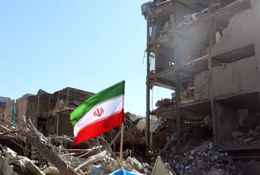 Nuevos ataques en Hormozgan elevan la tensión entre Irán y EE. UU. en medio de la tregua