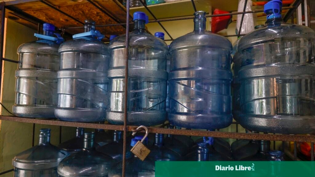 Suben los botellones de agua y aumenta la presión sobre el gasto familiar: puntos clave