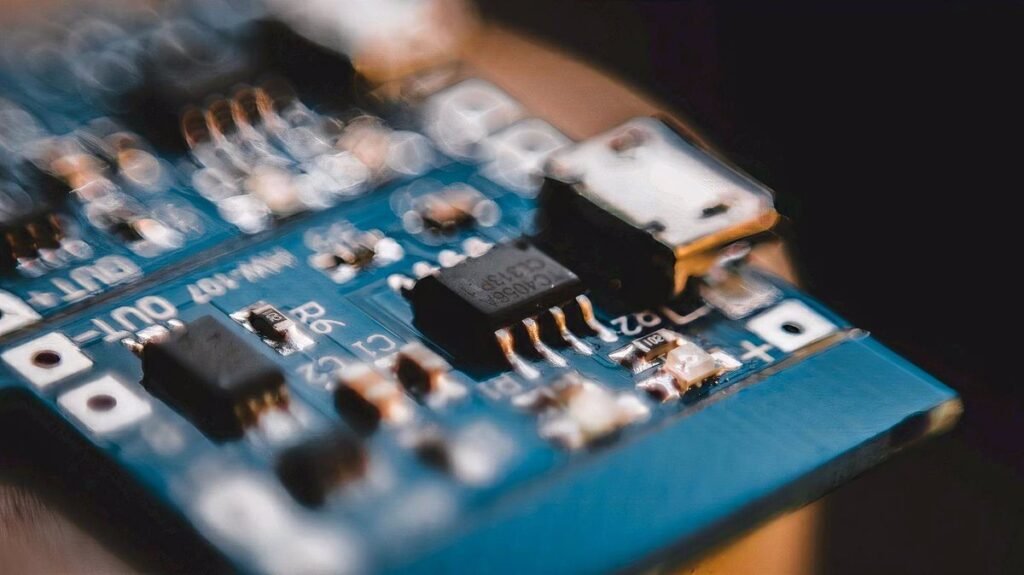 ITSC abre licitación para laboratorio de semiconductores mientras la apuesta formativa sigue en fase de montaje