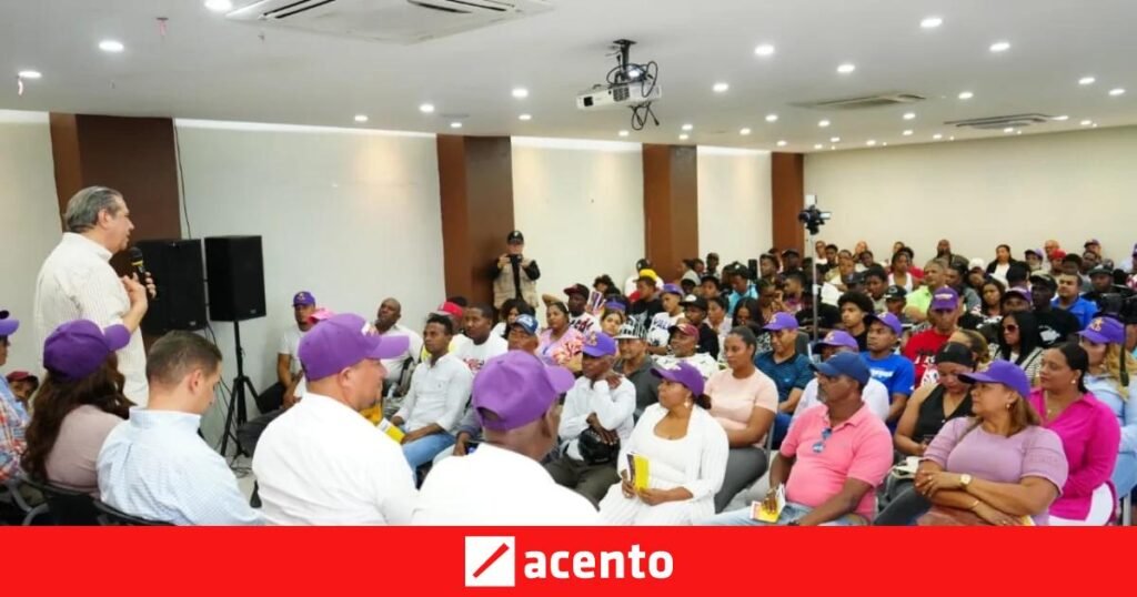 Francisco Javier García coloca bajo presión al PRM por quejas sobre apagones, desempleo y deterioro de servicios