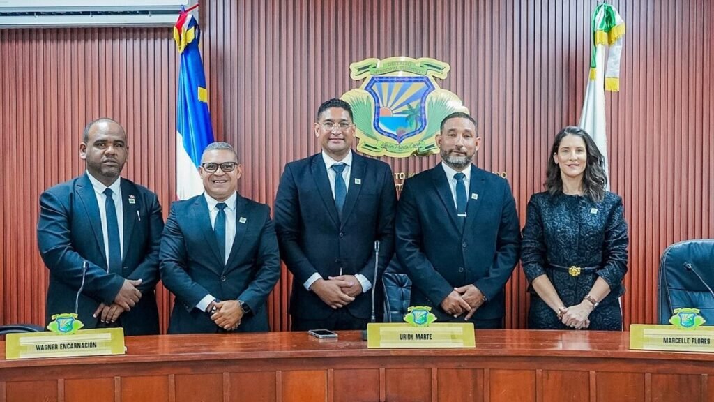 Crecimiento de Verón presiona sistema electoral y obliga a pedir nuevos recintos a la JCE: puntos clave