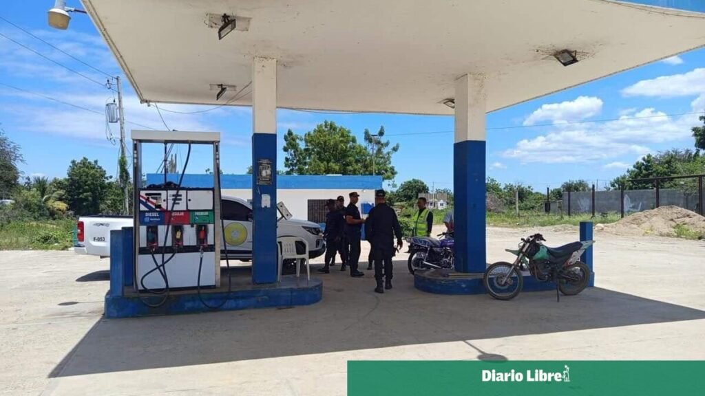 Clausura de tres estaciones expone fallas de control sobre la calidad de los combustibles en Azua y Montecristi: puntos clave