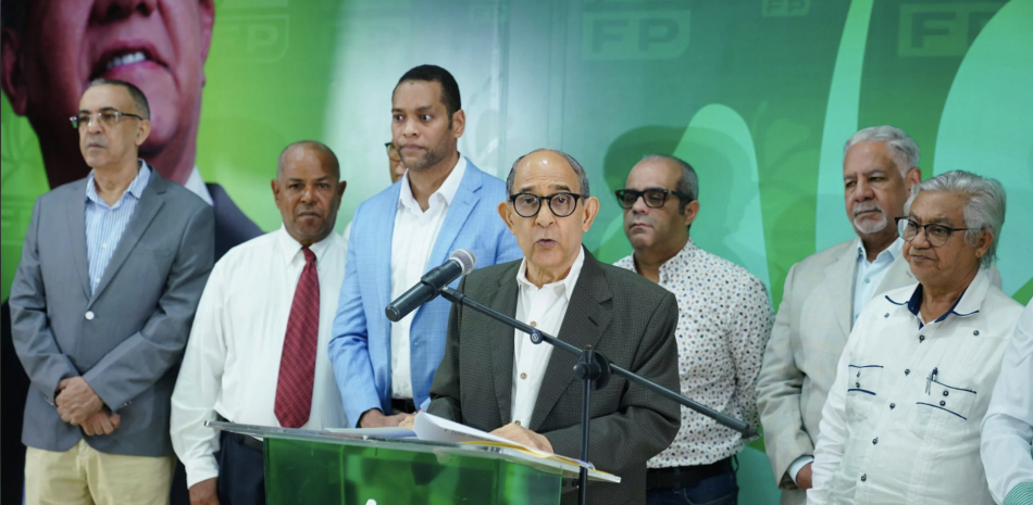FP alerta por los contratos del Gobierno y reclama frenar cambios que, dice, debilitan la fiscalización