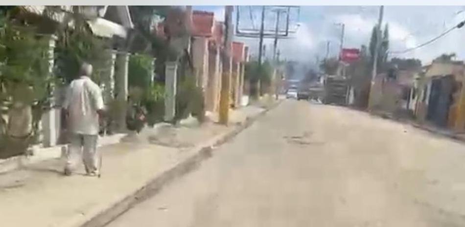 Pimentel espera mejoras en 30 días tras protestas por calles reclamadas desde hace años