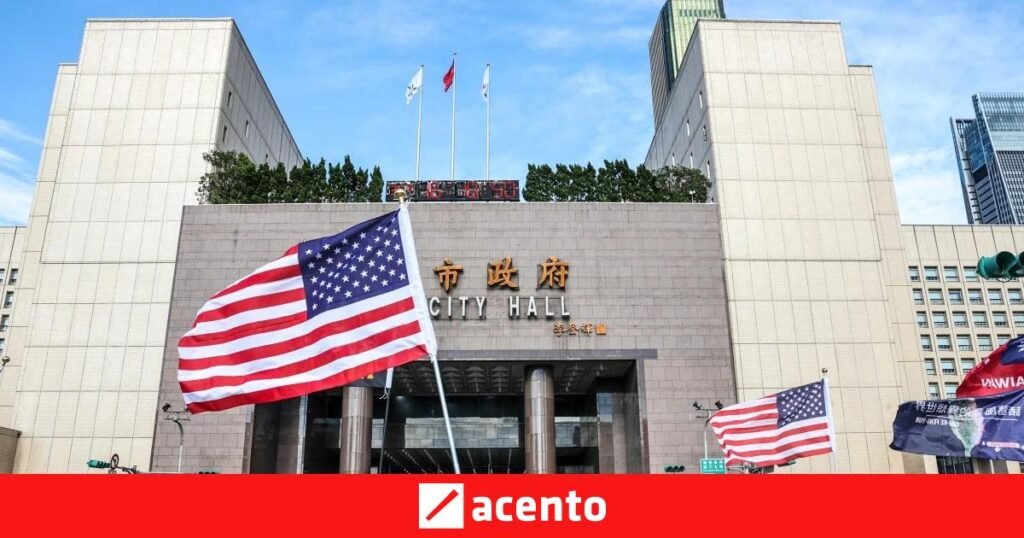 Taiwán afronta otra subida de tensión mientras Washington suspende una venta de armas aprobada por el Congreso