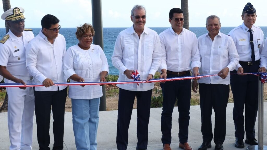 Gobierno cierra obra del Malecón de SDE con acto oficial y una inversión total de $685 millones