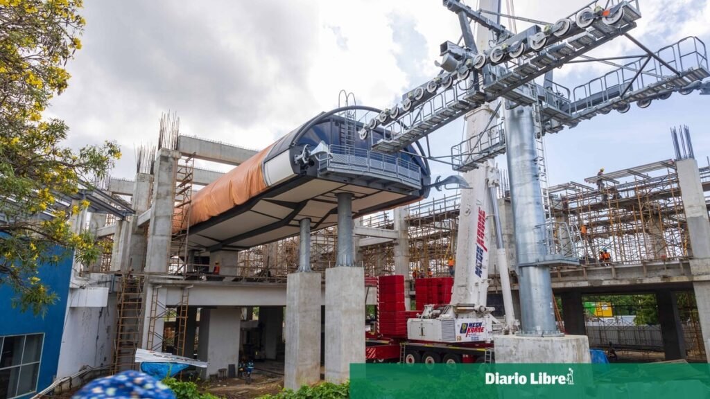 Teleférico de Santo Domingo Oeste sigue en construcción tras un año y cinco meses de trabajos