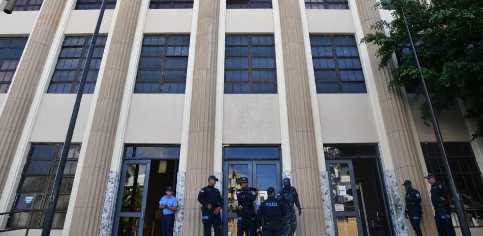 Proceso por presunta usurpación de identidad sigue trabado por incidentes y licencias médicas