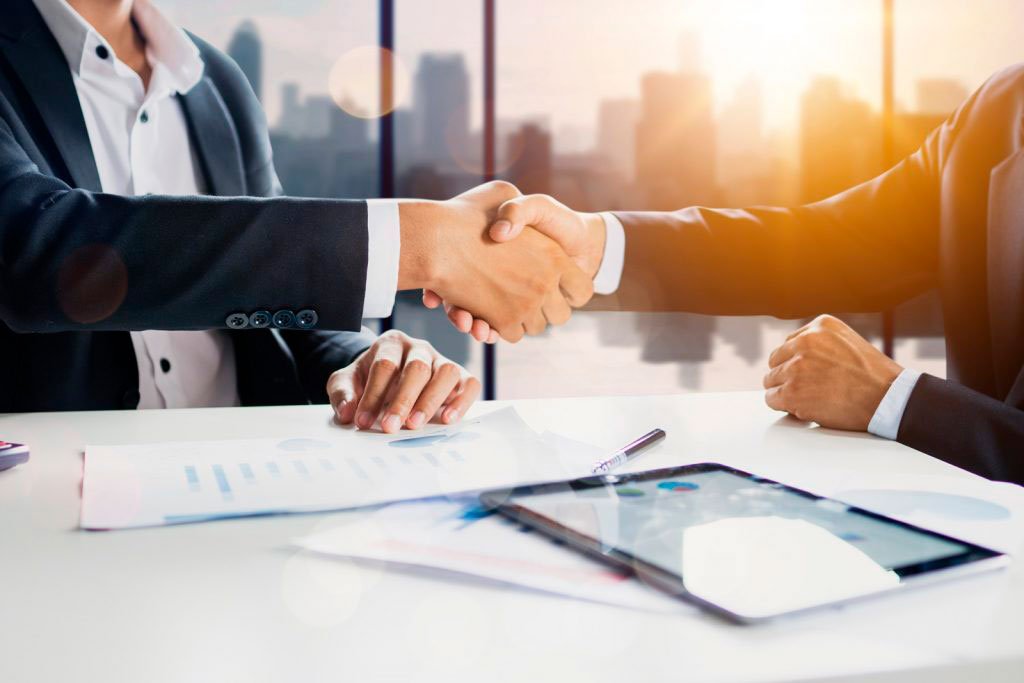 RD sigue con 53% de empleo informal mientras la competencia promete más formalidad