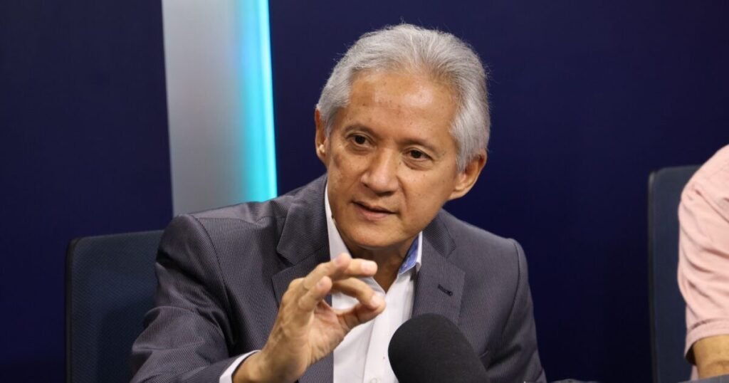 Aumentos en las gasolinas presionan el costo de vida y generan dudas sobre el manejo económico