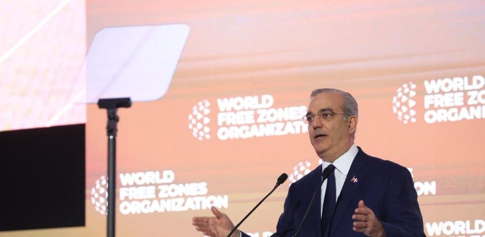 Abinader presenta a RD como una apuesta atractiva para invertir durante foro mundial de zonas francas: puntos clave