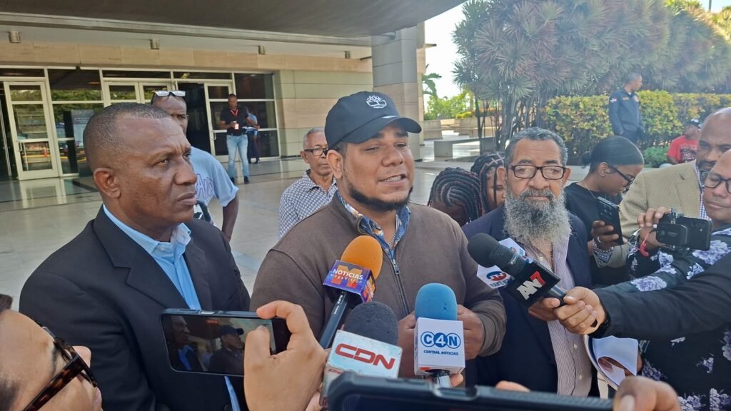 Comerciantes de Haina denuncian amenazas y exigen intervención del Estado