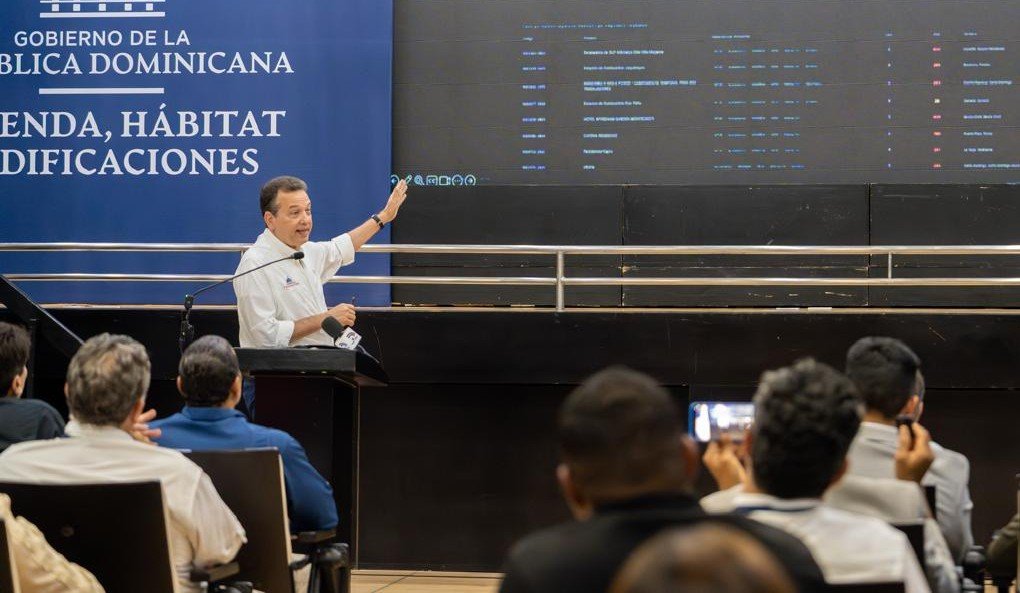 Más licencias y capital privado elevan la exigencia de controles al MIVHED