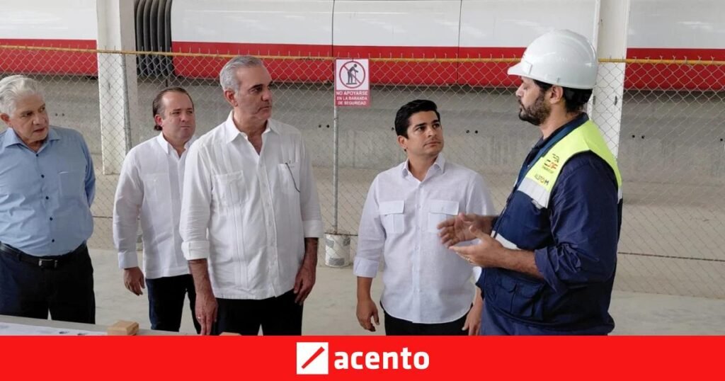 Gobierno reafirma diciembre para el Monorriel de Santiago y reconoce pendientes en la obra