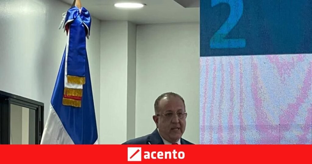 Gobierno reorienta RD$12,000 millones y alista medidas para reforzar ingresos ante la crisis