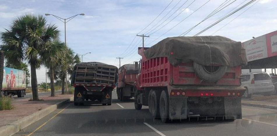 AIRD llama a evaluar de forma integral la restricción diurna de camiones en el Gran Santo Domingo