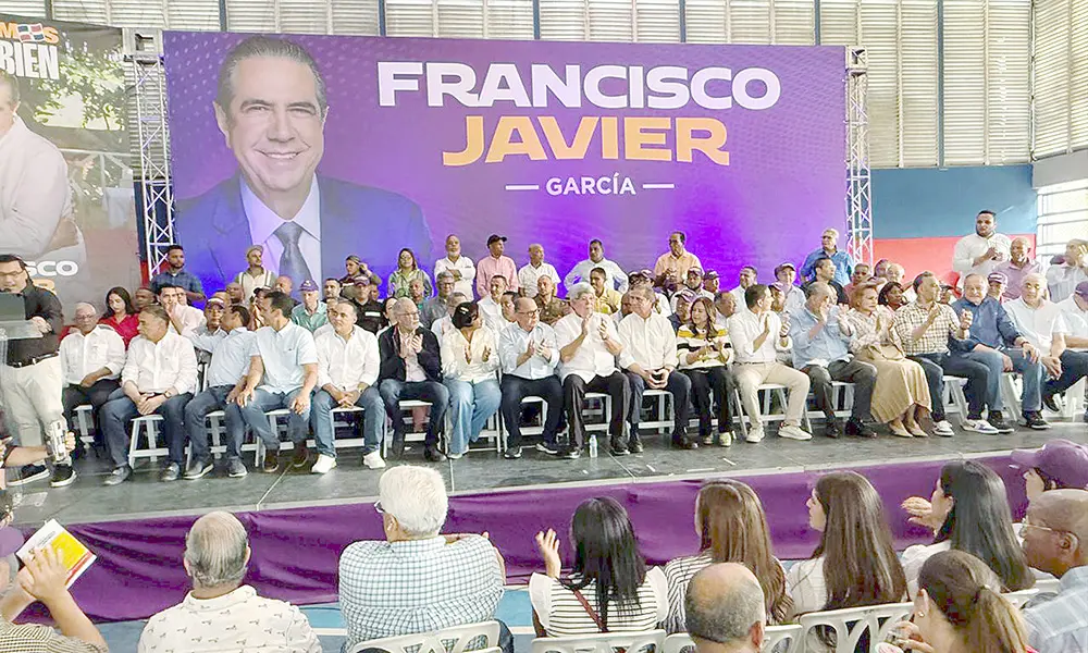 Francisco Javier moviliza al PLD en Santiago y promete escuchar al país completo