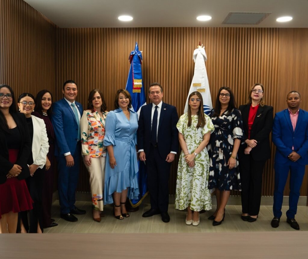 Acuerdo para evaluar crédito alternativo pone en evidencia barreras que aún excluyen a miles de familias de la vivienda formal