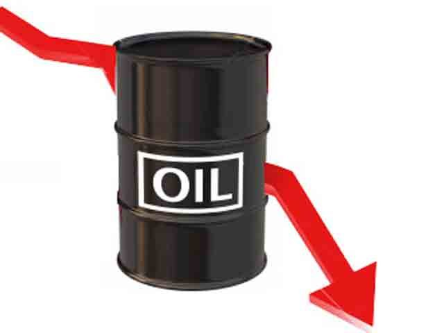 El retroceso del petróleo intensifica la exigencia de llevar el alivio al bolsillo