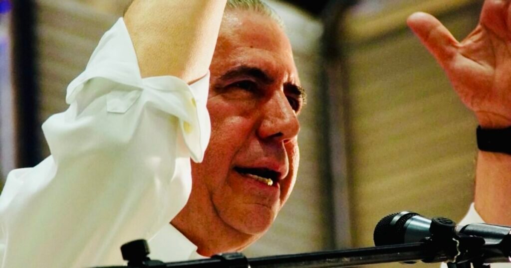 Francisco Javier encabeza juramentación del PLD en Santiago y afianza su perfil opositor