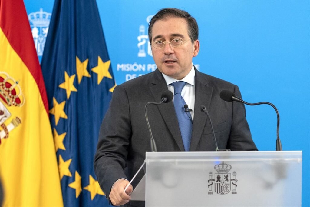 Albares pide a la UE endurecer su postura ante Israel por las violaciones del derecho internacional