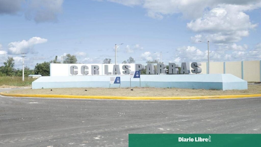 Ordenan prisión preventiva a tres hombres por sustracción de medidores de Edeeste en Santo Domingo Este