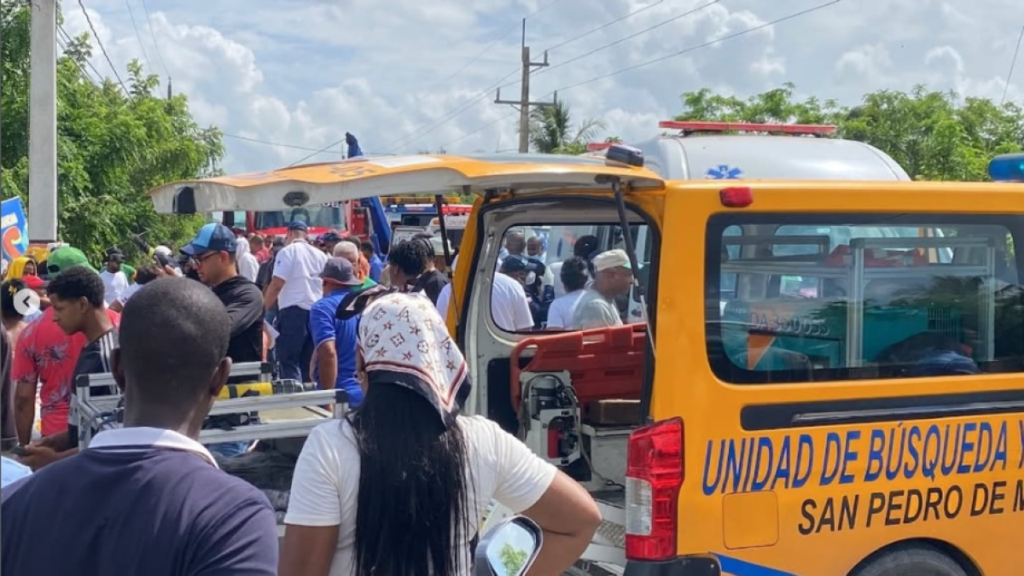 Guagua del Ayuntamiento de San Pedro deja 18 heridos en accidente en la vía Hato Mayor-San Pedro