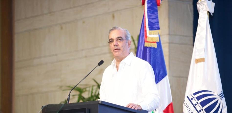 Abinader sitúa el saneamiento como prioridad y defiende nuevas inversiones en agua e infraestructura