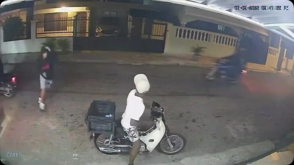 Roban a un delivery en Alma Rosa I y la Policía amplía pesquisas en Santo Domingo Este