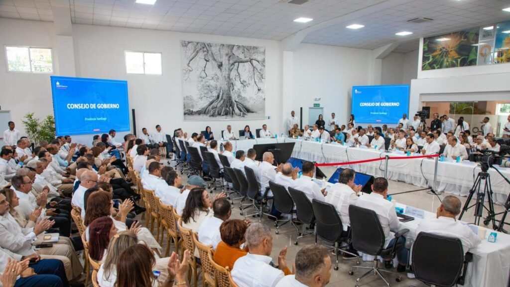 Abinader encabeza en Santiago balance a 200 obras y compromisos del Gobierno