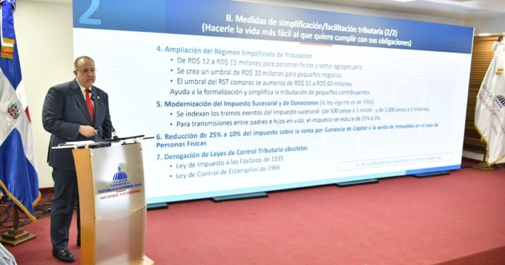 Plan anticrisis llega al Congreso con más recaudación y bajo presión por gasto no presupuestado