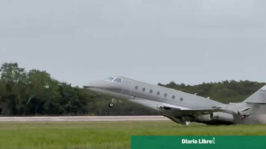Dos pilotos mueren en accidente de una aeronave privada en La Romana tras declarar emergencia