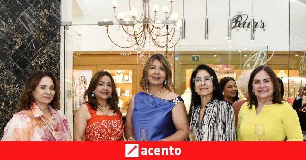 Rita’s Joyas exhibe larimar y ámbar en BlueMall mientras se mantiene el desafío de ampliar su alcance cultural