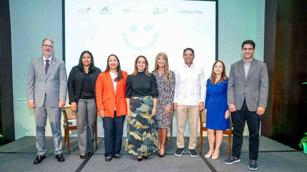 En Santo Domingo, 16 hoteles recuperan 14,500 libras de PET y ponen en evidencia el peso de los residuos