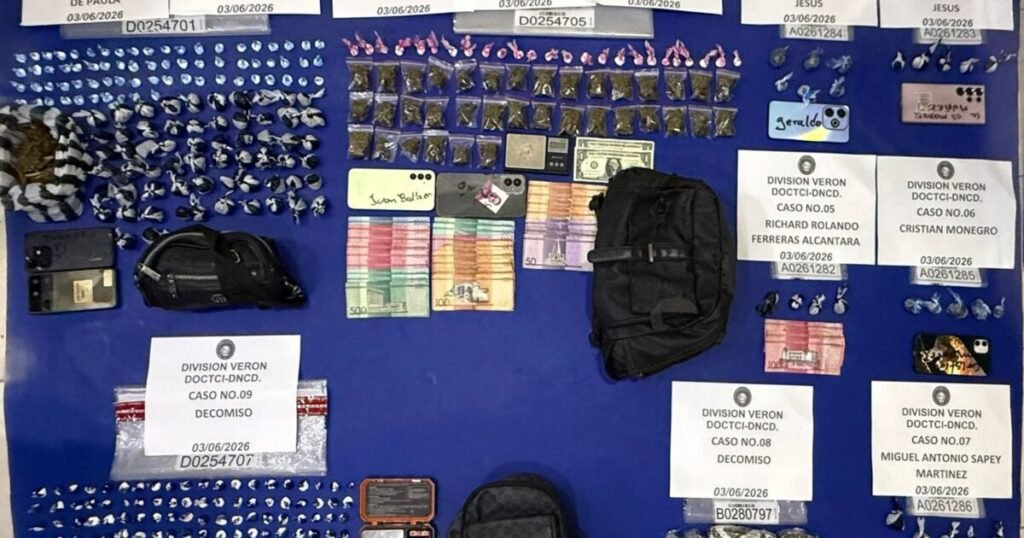 DNCD y Ministerio Público arrestan a 10 en Verón-Punta Cana y ocupan más de 1,400 gramos de presuntas drogas